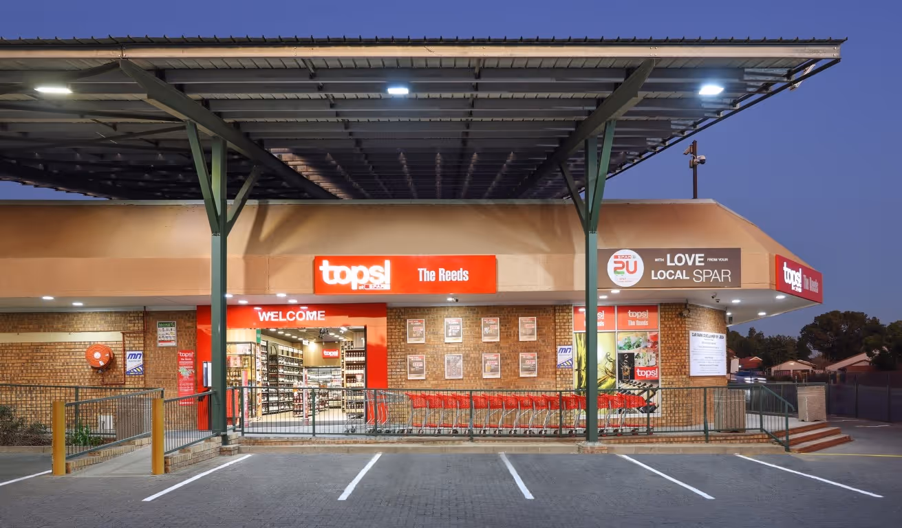 The Reeds Tops Black Rock Construction