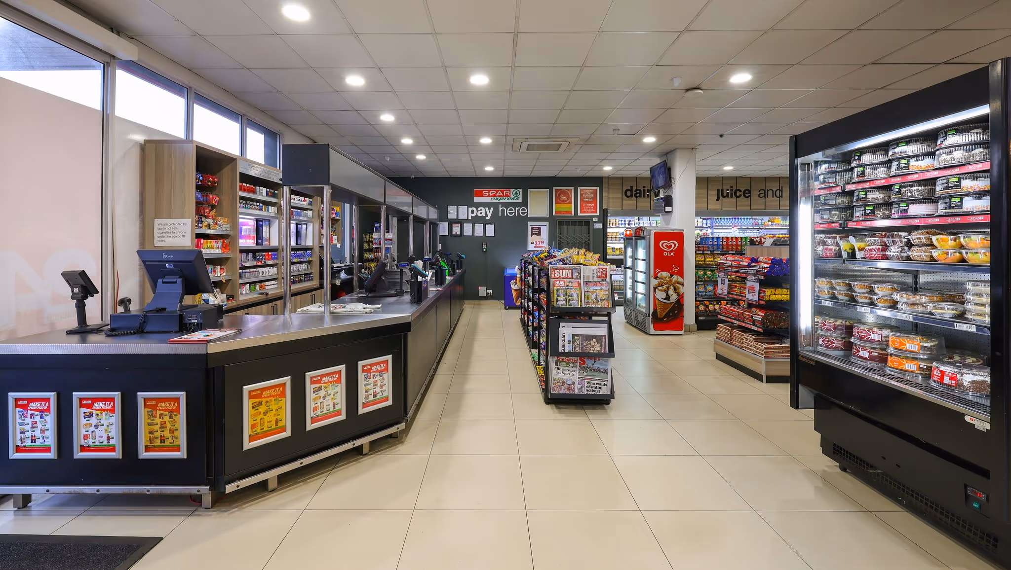 Saxby Tops Black Rock Construction