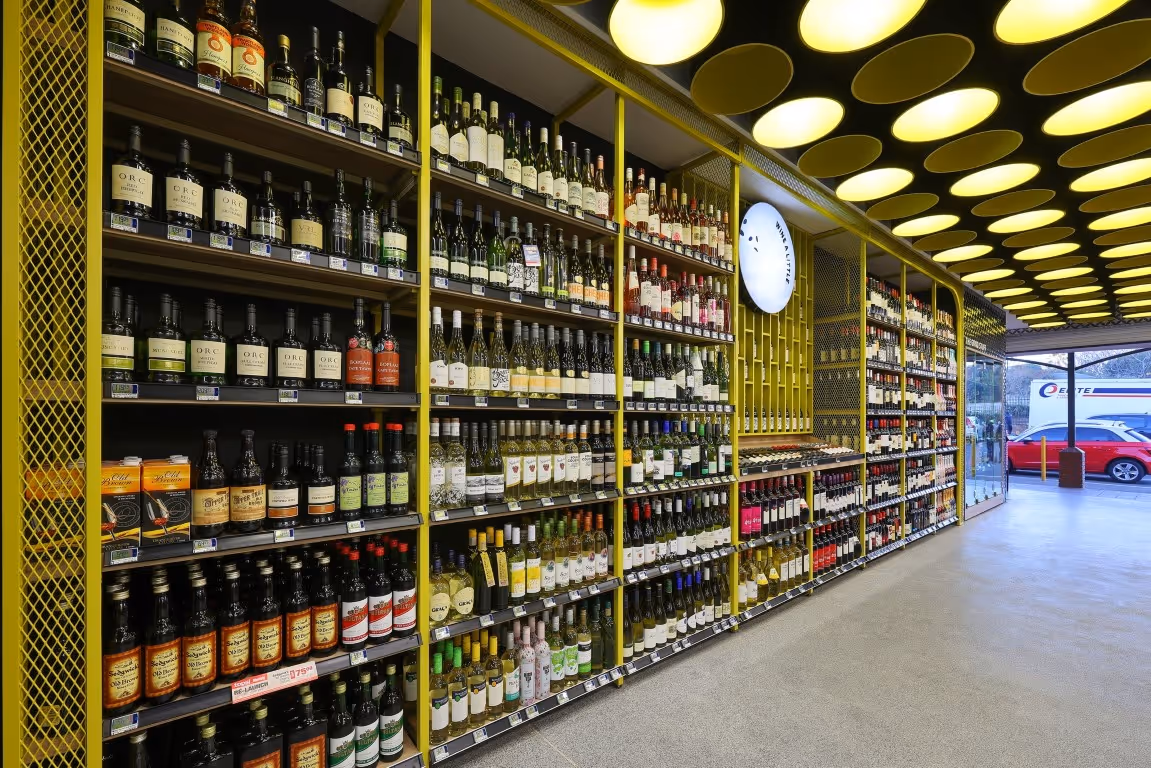 Kloofsig Tops Black Rock Construction