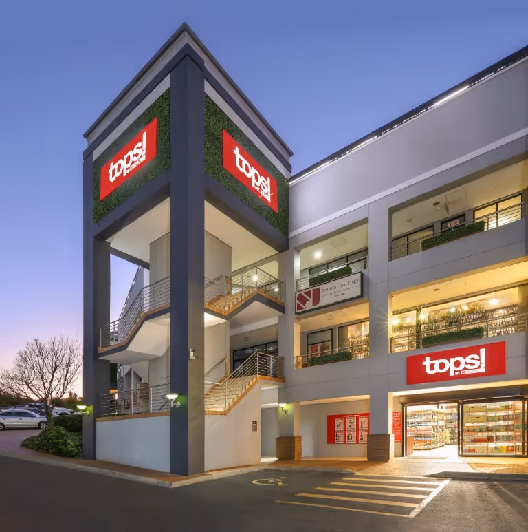 Atterbury Tops Black Rock Construction