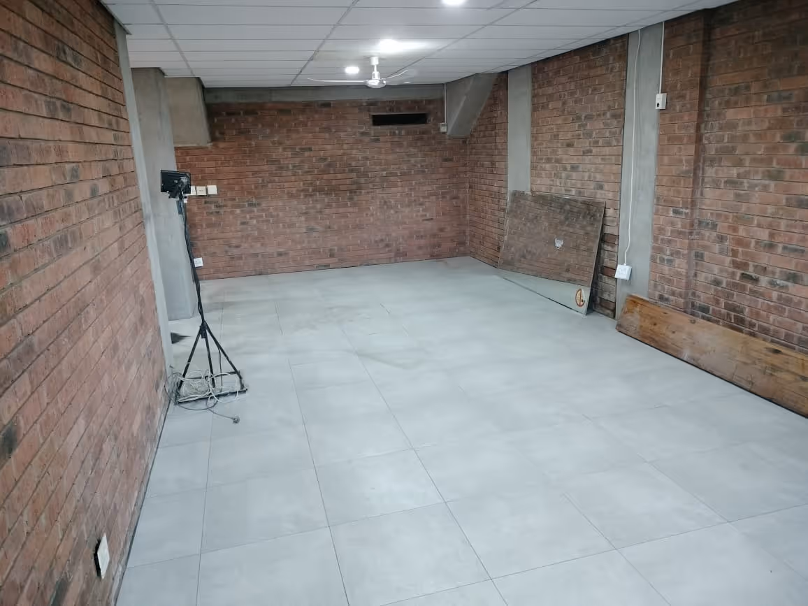 Loftus - Grizzlies & TUT box