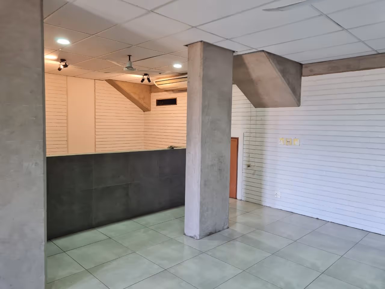 Loftus - Grizzlies & TUT box