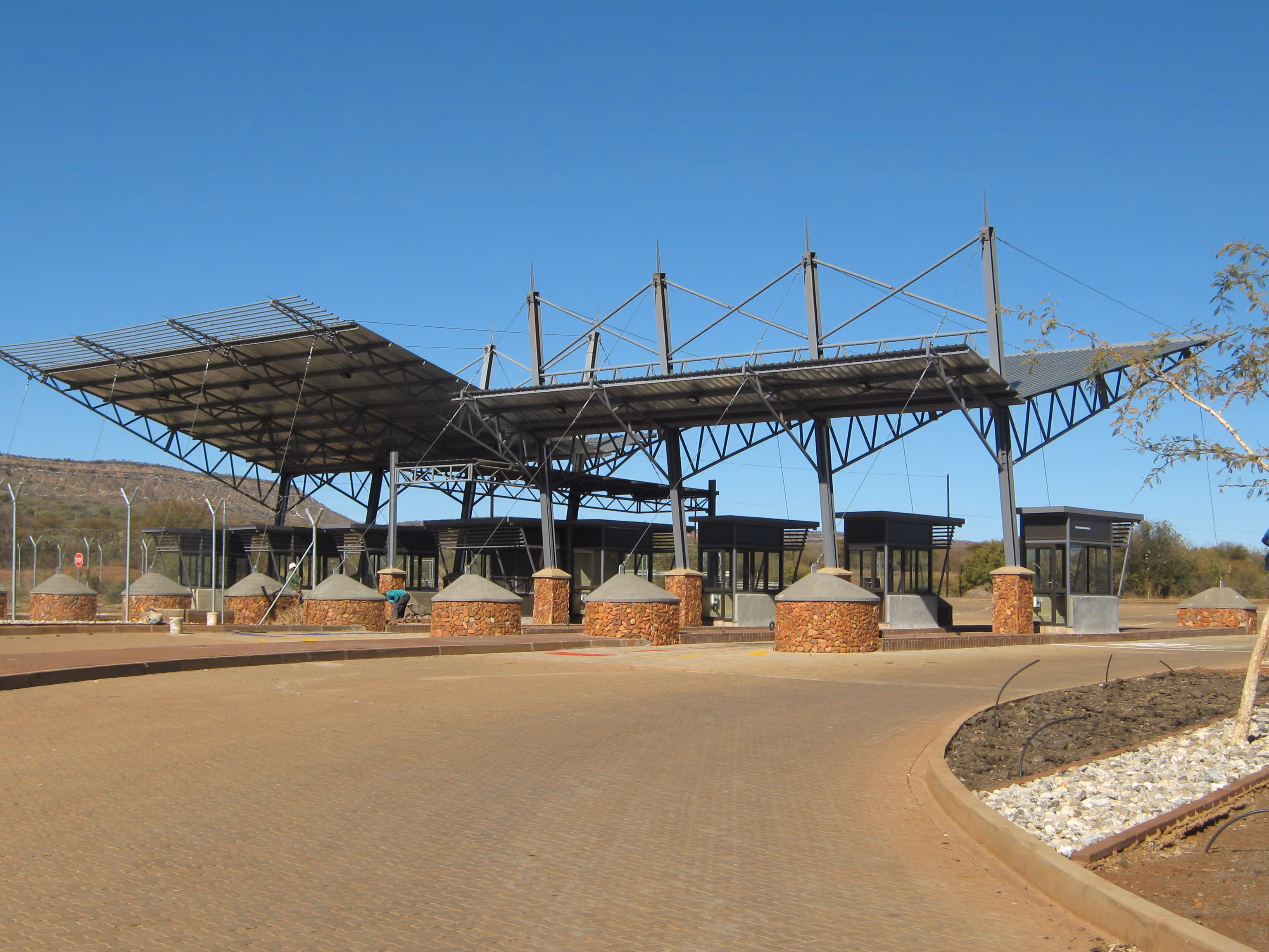 Skilpad Hek Border Post